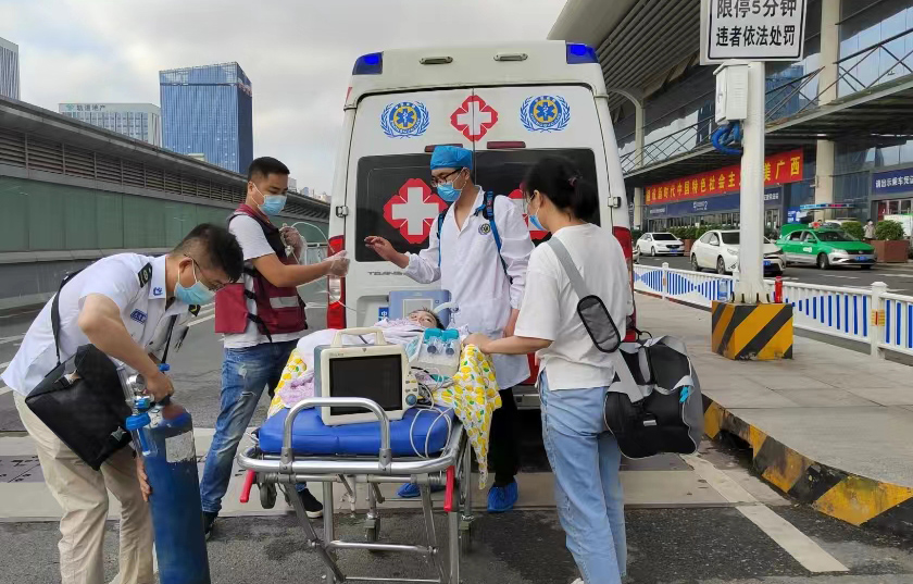 西平县救护车出租公司